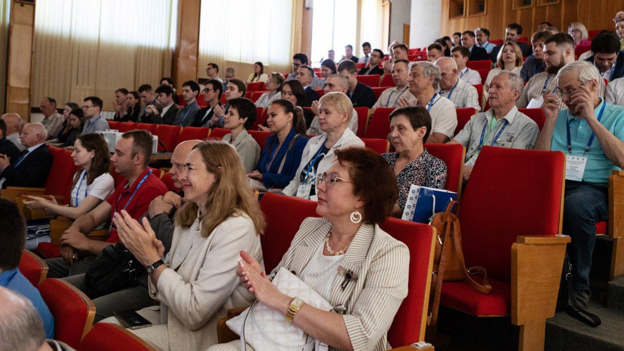 В Обнинске открылась 32-я конференция по нейтронно-физическому обоснованию ядерных установок — Настоящий Обнинск
