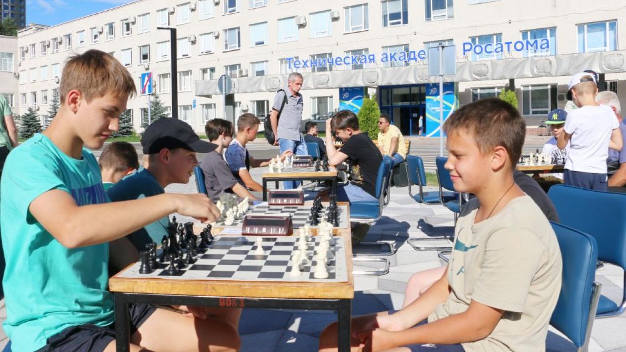 В преддверии Дня города состоялся традиционный шахматный турнир «Обнинск - Первый наукоград России» — Настоящий Обнинск