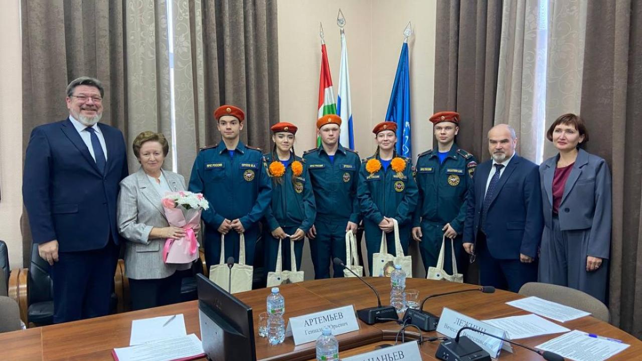 На еженедельной планёрке обсудили успехи юных спасателей, подготовку к отопительному сезону и строительство нового спортзала в Обнинске — Настоящий Обнинск