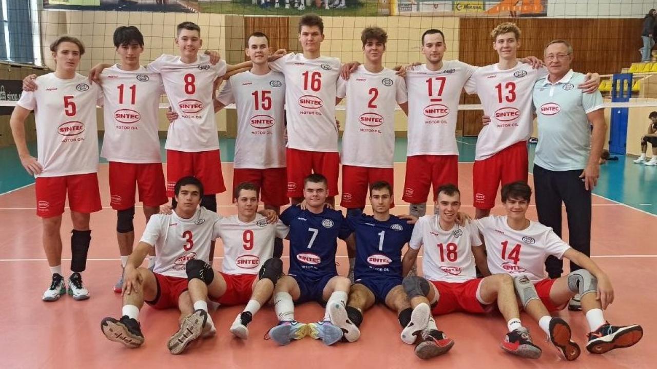 Волейбольный клуб «Обнинск» готовится к полуфинальным матчам Первой лиги в Саратове — Настоящий Обнинск