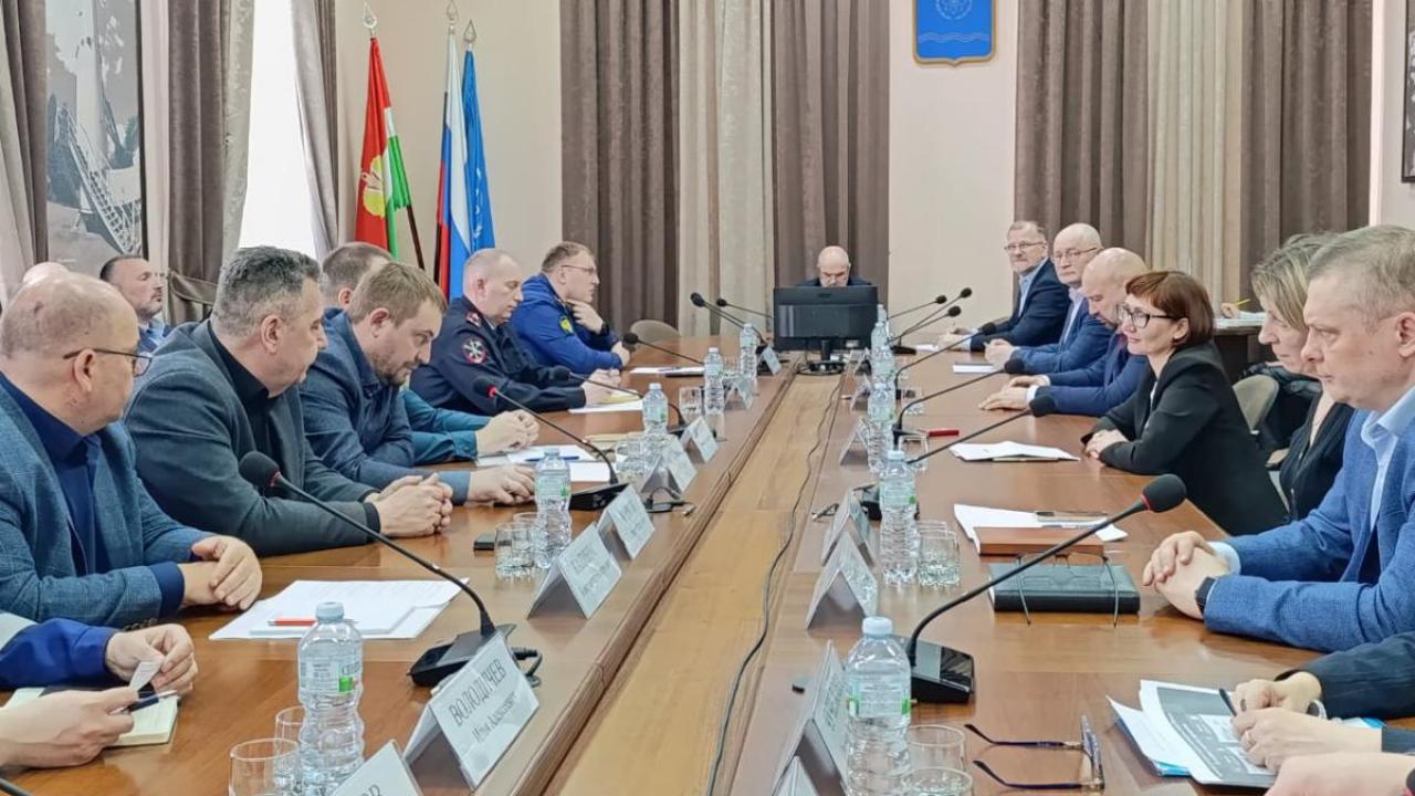 Подготовка к лету, ремонт и спорт: итоги еженедельной планёрки Администрации Обнинска — Настоящий Обнинск