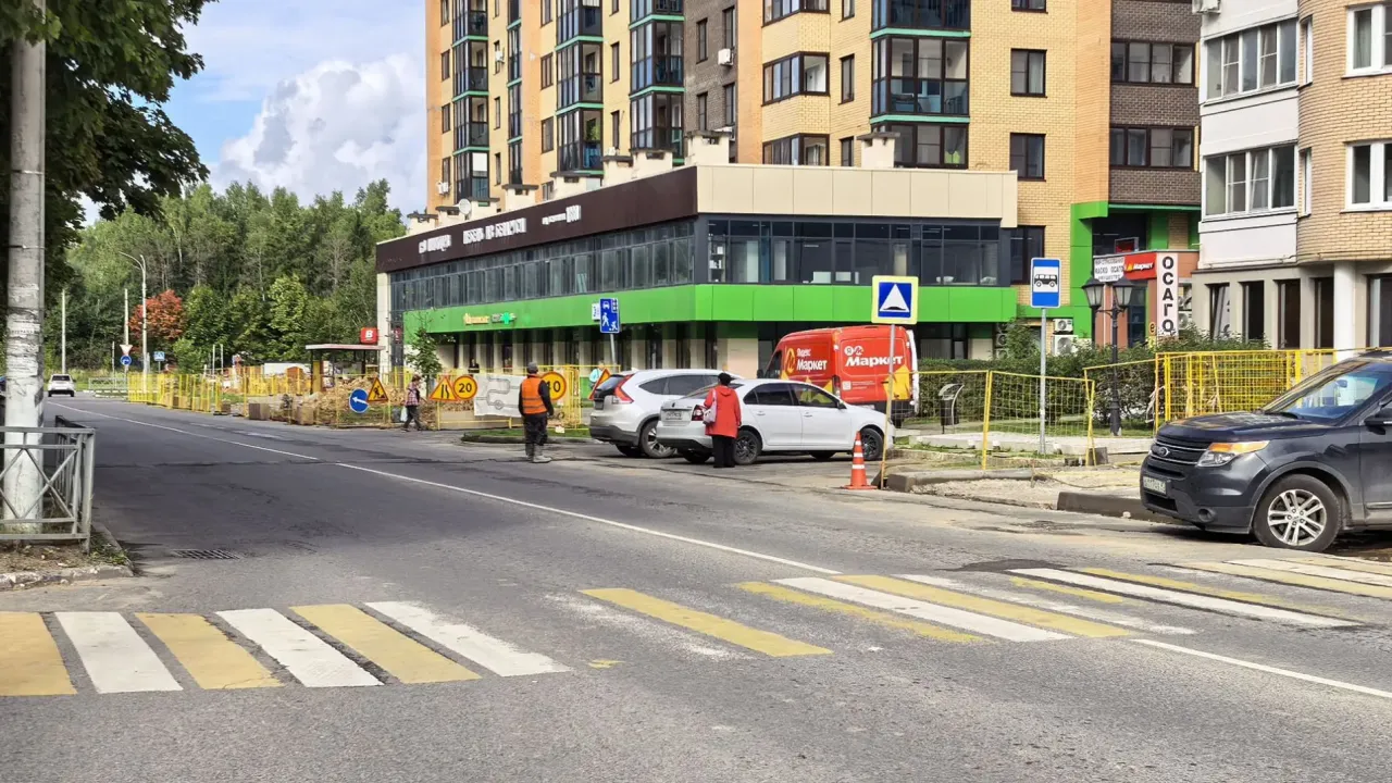 В Обнинске временно перенесли остановку общественного транспорта на улице Калужской