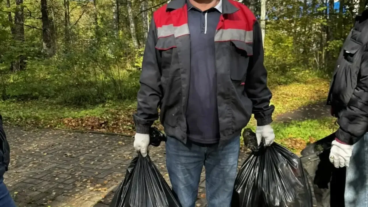 В Обнинске вывезли около 8 кубометров мусора после субботника у подвесного моста