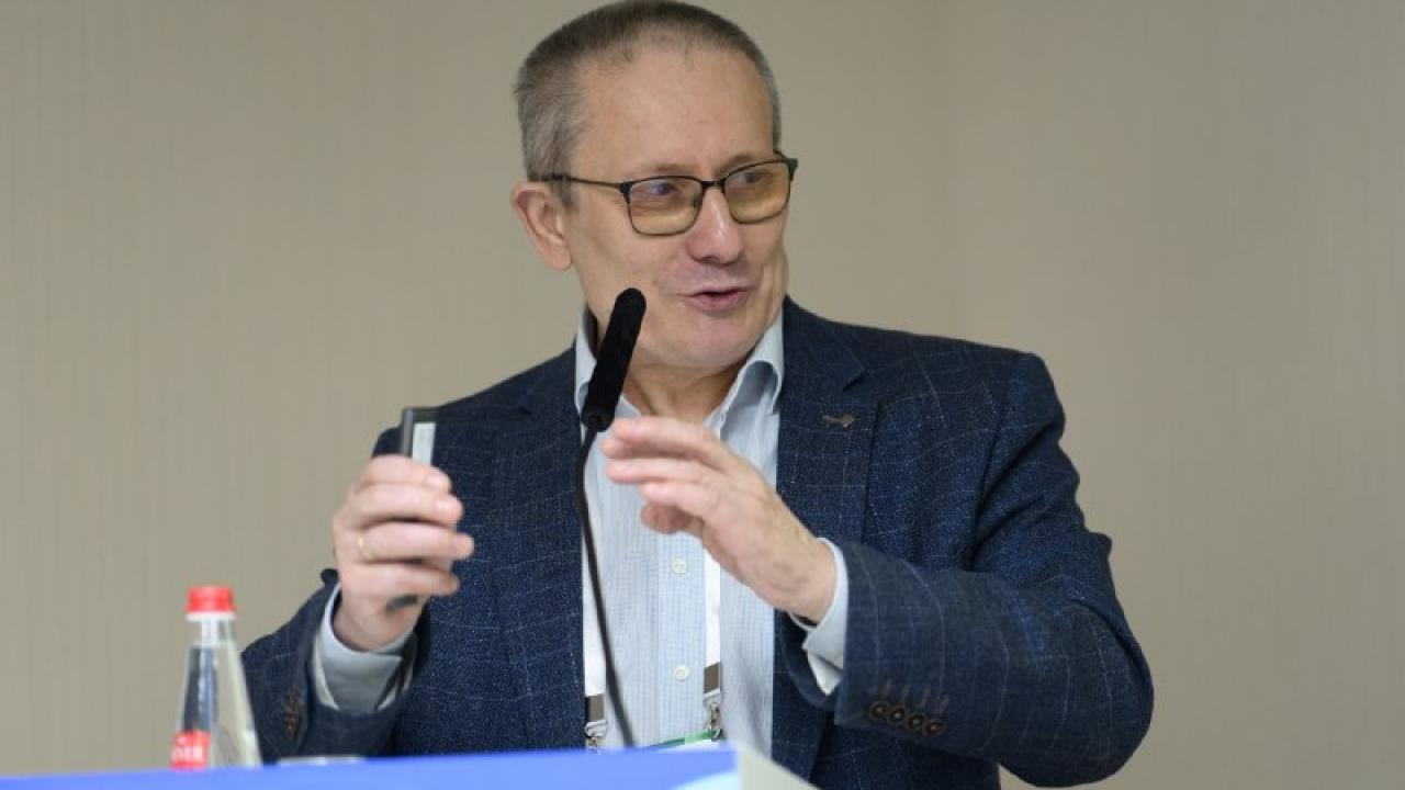 На форуме «Ради жизни» обсудили осложнения после лечения опухолей мозга