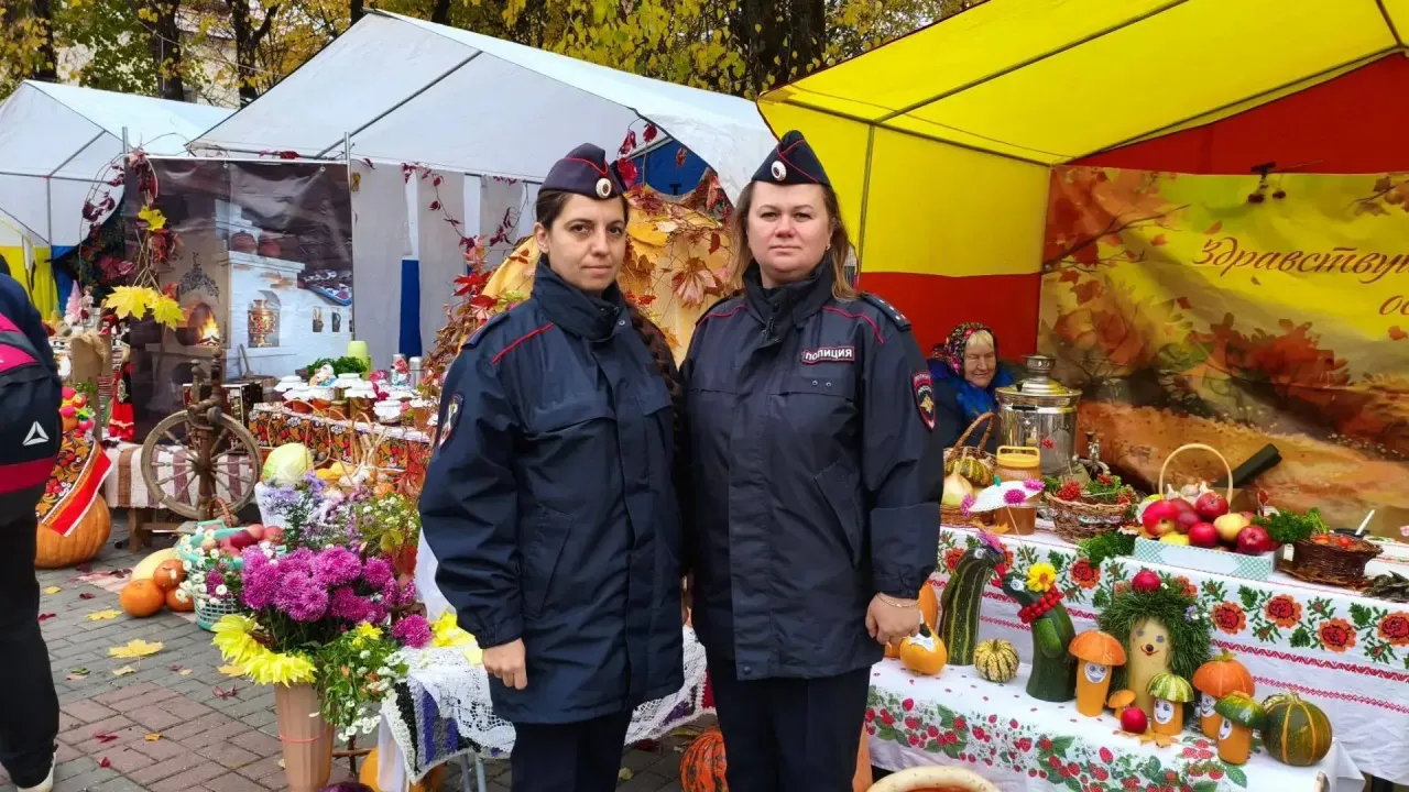 Покровская ярмарка в Юхнове прошла без происшествий — Настоящий Обнинск