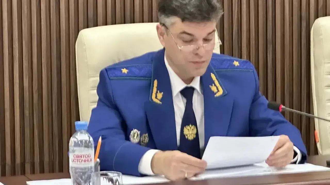Прокуратура потребовала ускорить завершение ремонта крыш в многоквартирных домах — Настоящий Обнинск