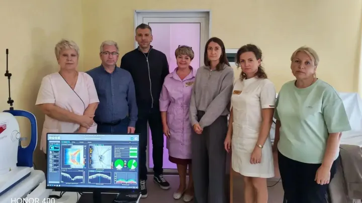 В омской поликлинике № 13 тестируют новое оборудование офтальмологического кабинета — Омск Сейчас