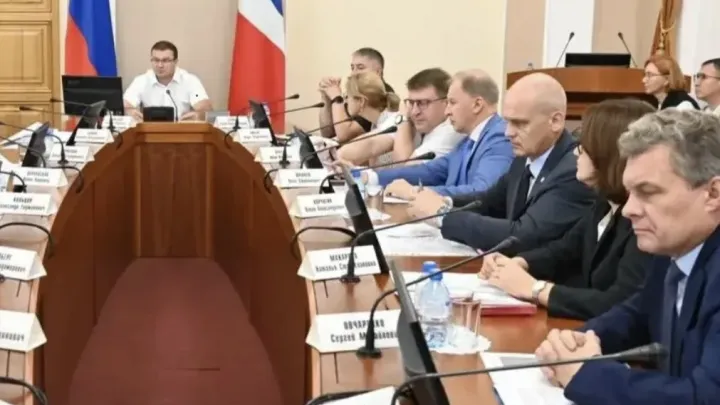 В Омске обсудили капремонт общежитий вузов и строительство арены СибГУФКа — Омск Сейчас