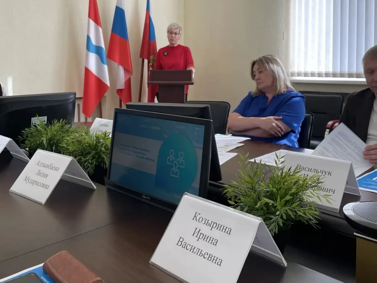 В Омской области обсудили цифровизацию услуг Росреестра и наполнение ЕГРН