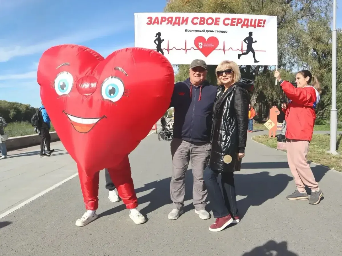 В Омске прошёл забег медработников ко Всемирному дню сердца