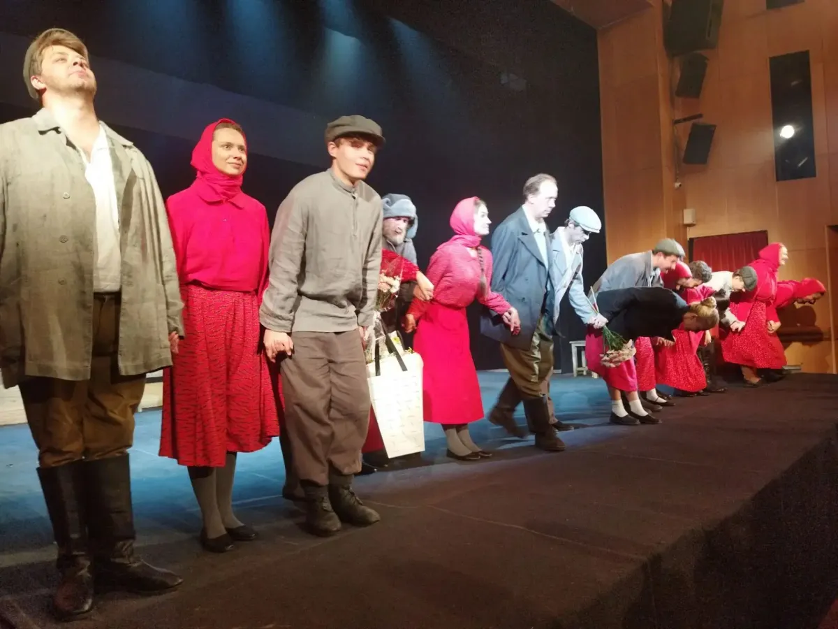 «Солдатская вдова» показали на сцене театра «Арлекин» в рамках фестиваля-конкурса