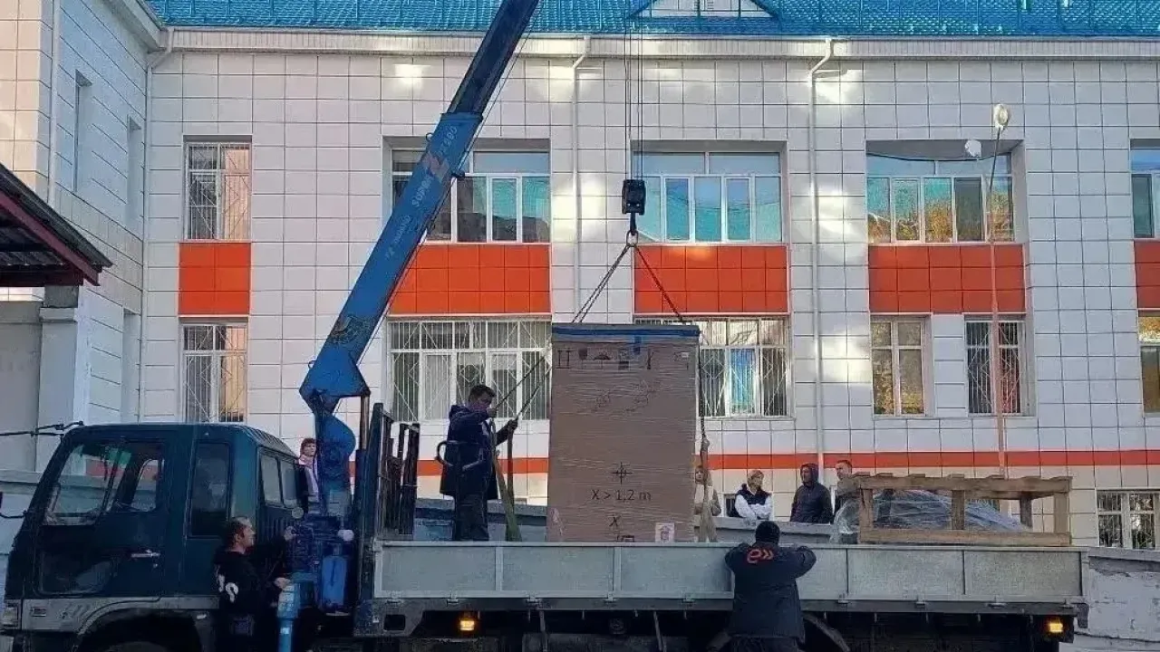 ГДКБ №3 получила новый операционный микроскоп стоимостью более 22 млн рублей — Омск Сейчас