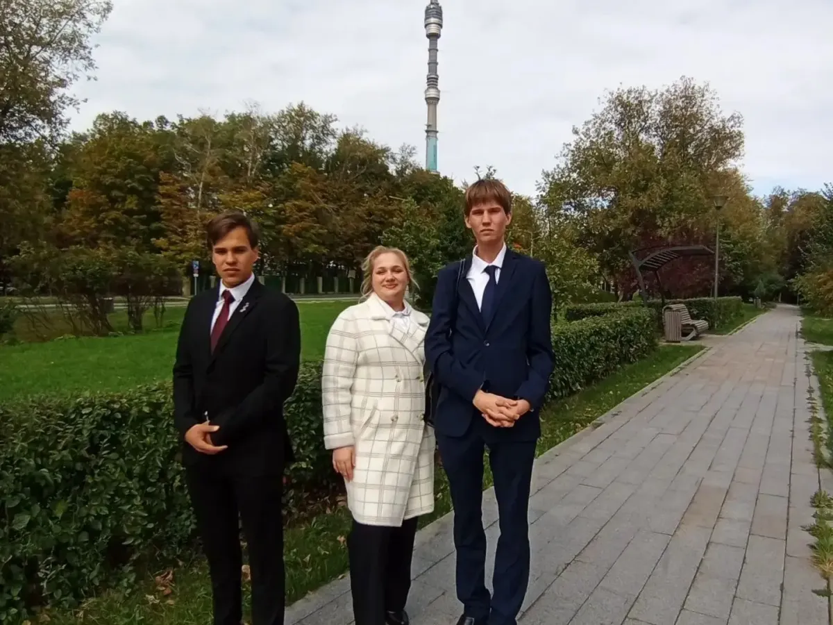 Трое школьников из Орловской области приняли участие в съемках «Умниц и умников»