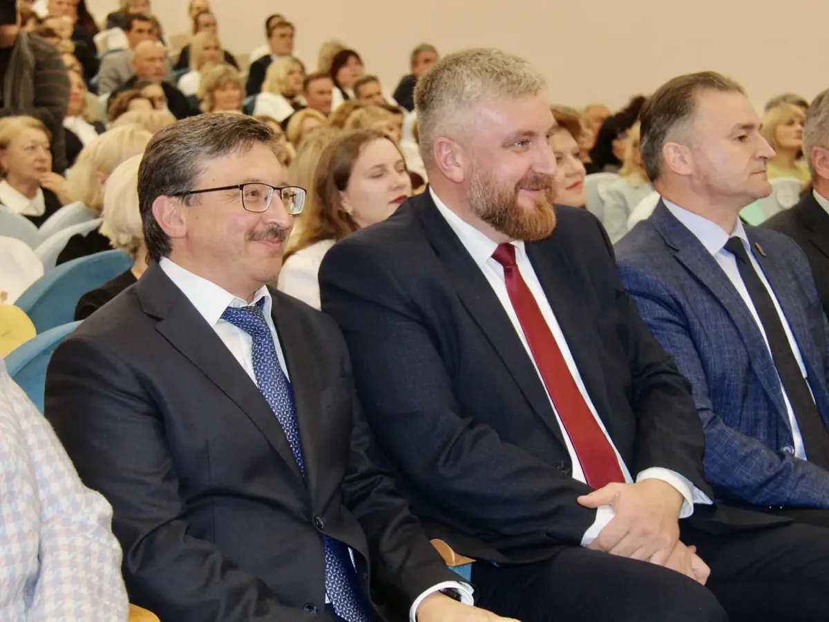 В Орле чествовали лучших педагогов и лауреатов муниципальной премии