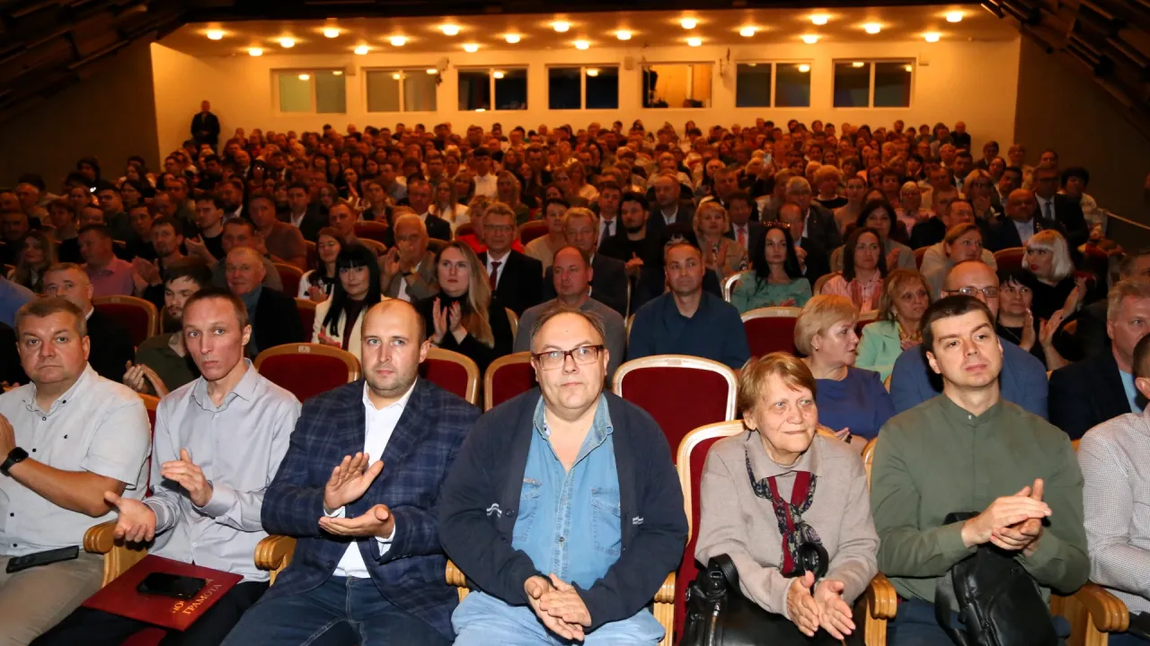 В Орле чествовали работников машиностроения — Орёл Сейчас