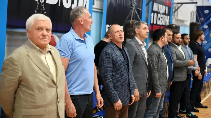 В Оренбурге стартовал XV региональный турнир по боксу памяти Арнольда Жданова — Оренбург Сейчас