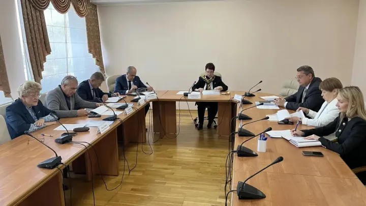 В Оренбурге обсудили обращения граждан и развитие цифровых каналов связи — Оренбург Сейчас