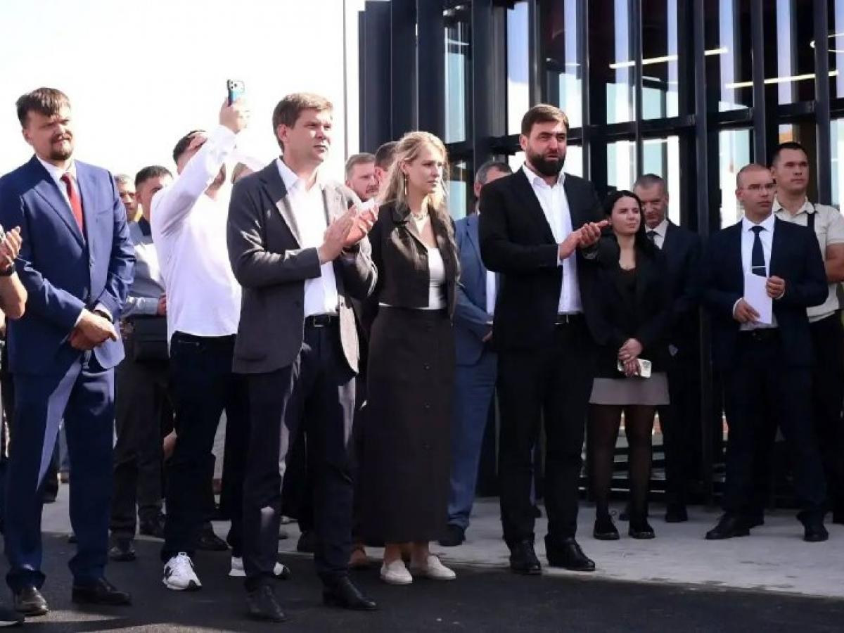 В Оренбурге открыли второй в стране бесплатный беговой центр ВФЛА