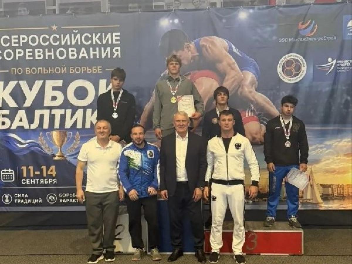 Илья Догарь завоевал два серебра на всероссийском турнире по вольной борьбе