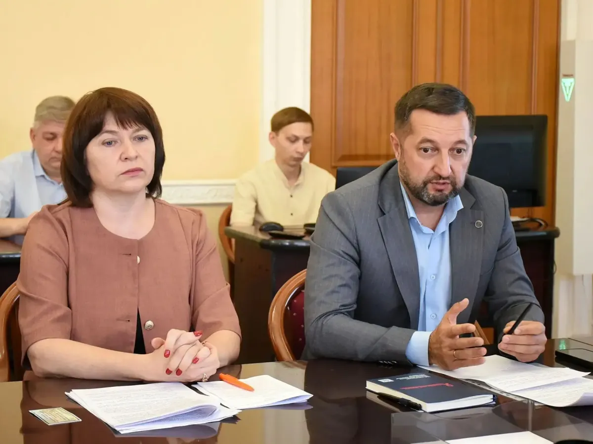 В Оренбурге усиливают меры профилактики гриппа, ОРВИ, COVID-19 и ГЛПС