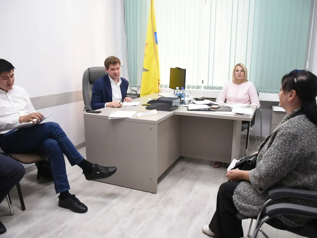 Альберт Юмадилов провел личный прием граждан в муниципальной приемной