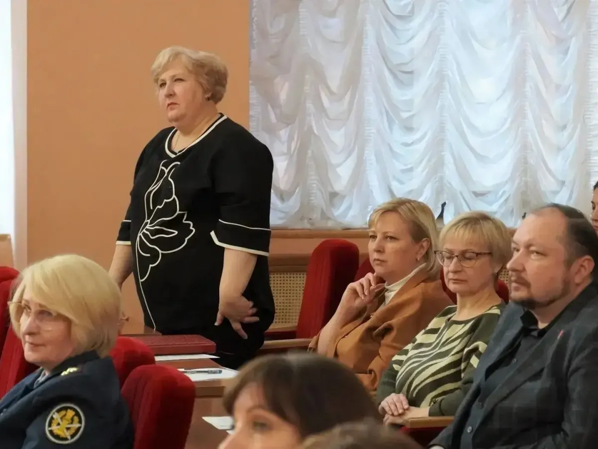 В Оренбурге обсудили летний отдых, трудоустройство подростков и профилактику рисков