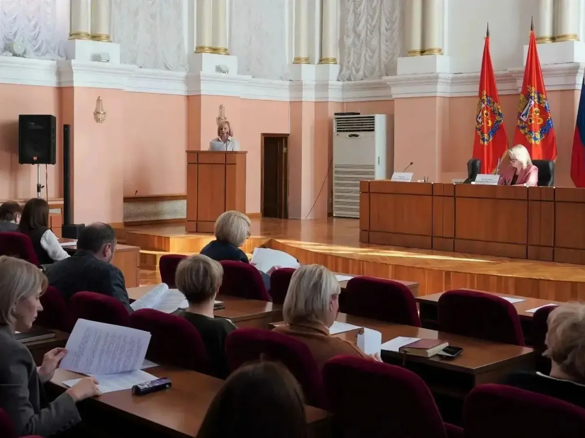 В Оренбурге обсудили летний отдых, трудоустройство подростков и профилактику рисков