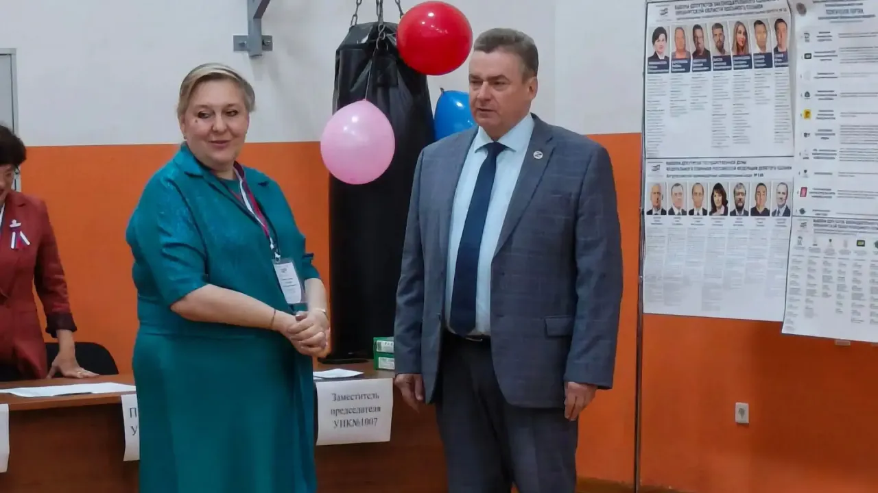 Дмитрий Кулагин проголосовал на выборах депутатов Госдумы и Заксобрания — Оренбург Сейчас