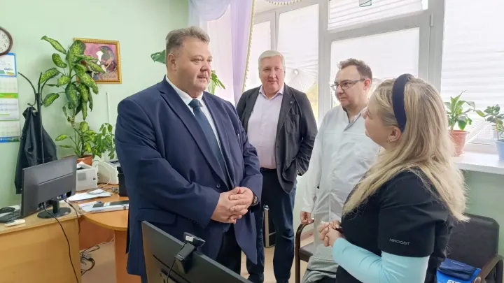 В Березниках молодых специалистов больницы закрепят за наставниками и обеспечат жильём — Пермь Сейчас
