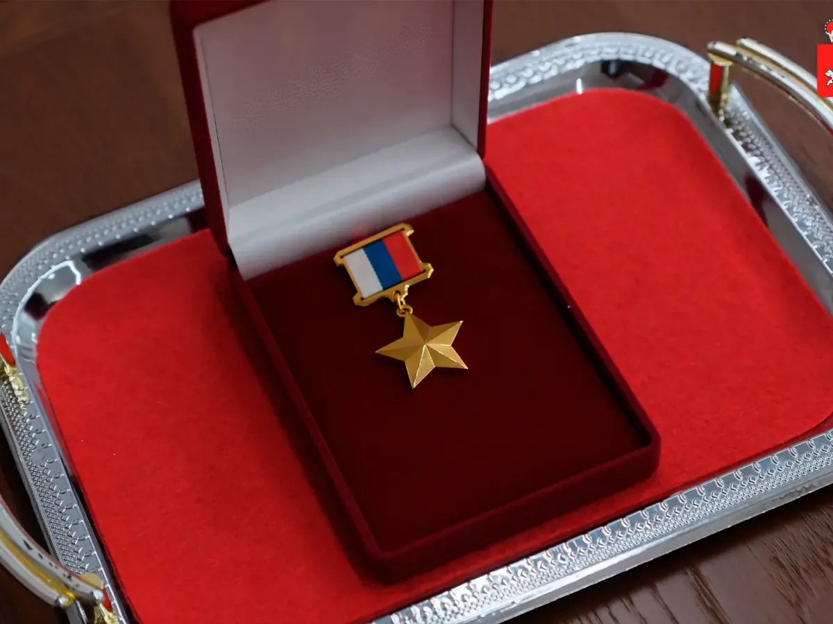 Семье летчика Ильи Кужлева из Пермского края передали Звезду Героя России