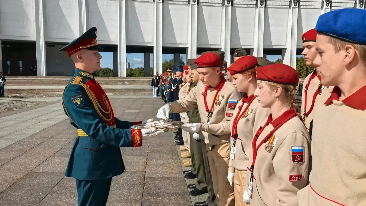 Юнармейцы из Перми приняли участие во Всероссийском слете «Пост № 1» — Пермь Сейчас