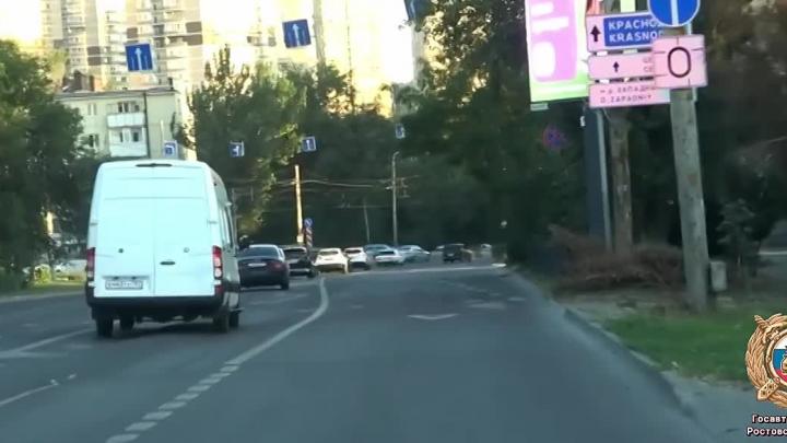В Ростове задержали мотоциклиста после погони и столкновения с патрульным авто — Ростов-на-Дону Сейчас