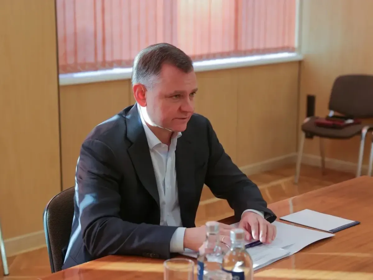 В Азове обсудили ремонт школ, дороги, экопроект и работу культурного центра
