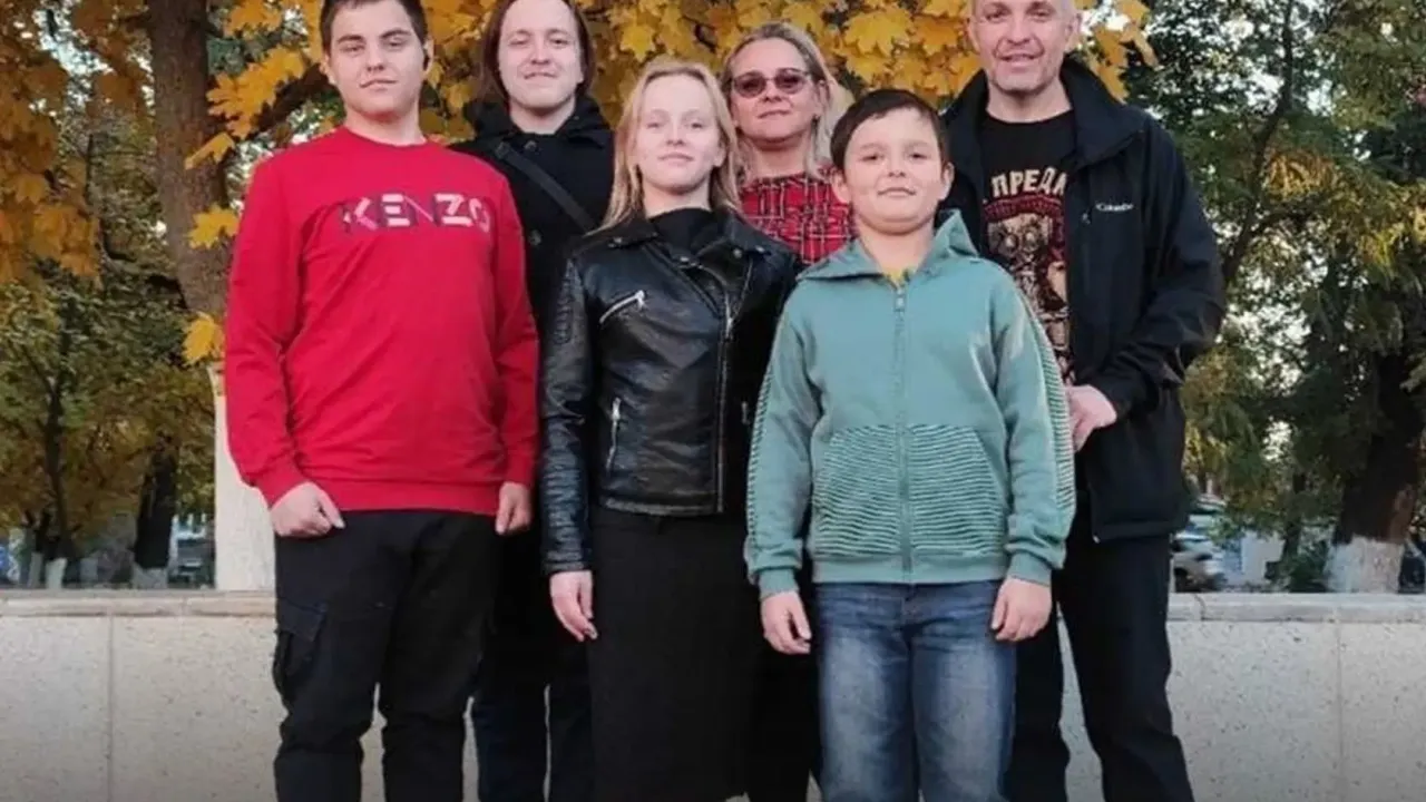 Супруги Локтевы из Октябрьского района награждены медалью ордена «Родительская слава» — Ростов-на-Дону Сейчас
