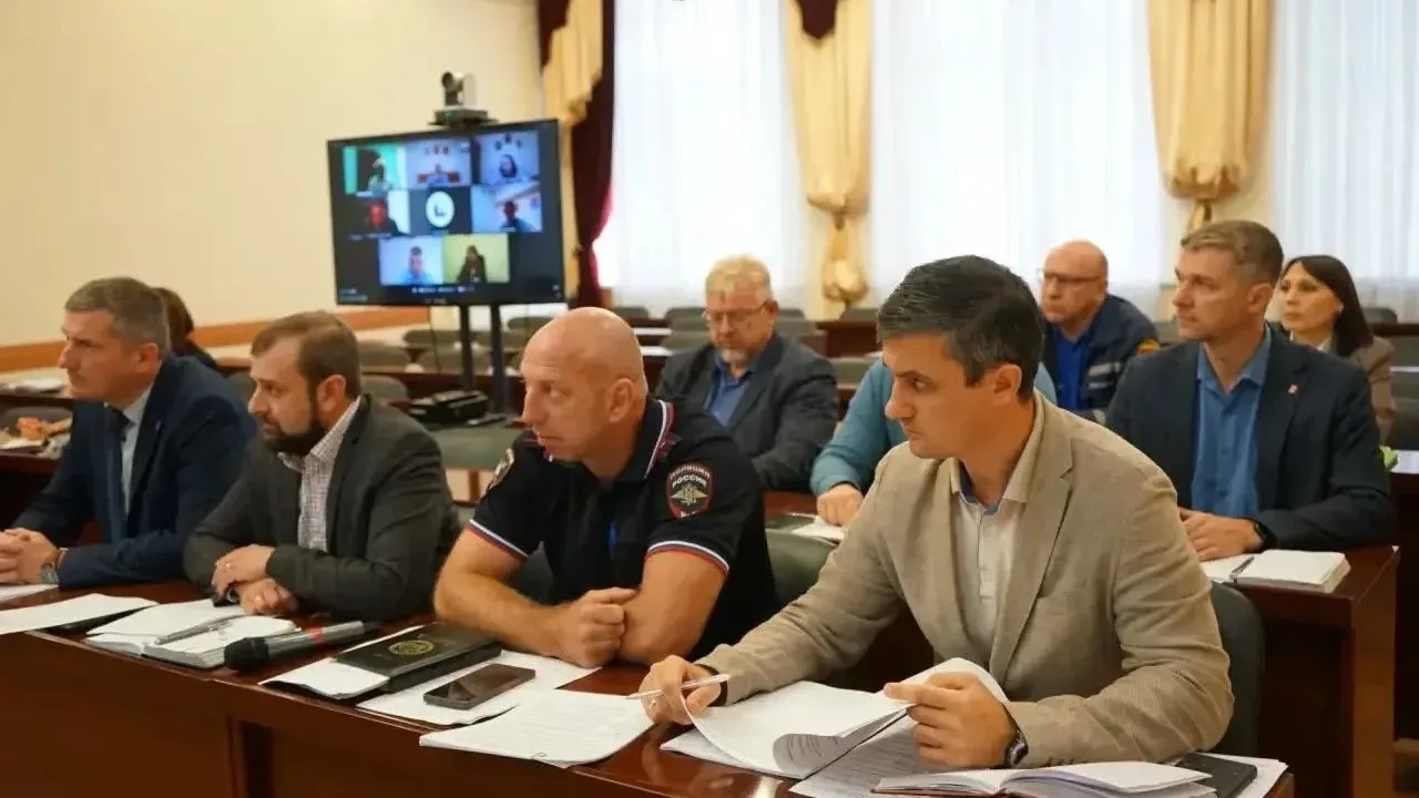 В Усть-Донецком районе обсудили безопасность дорожного движения — Ростов-на-Дону Сейчас