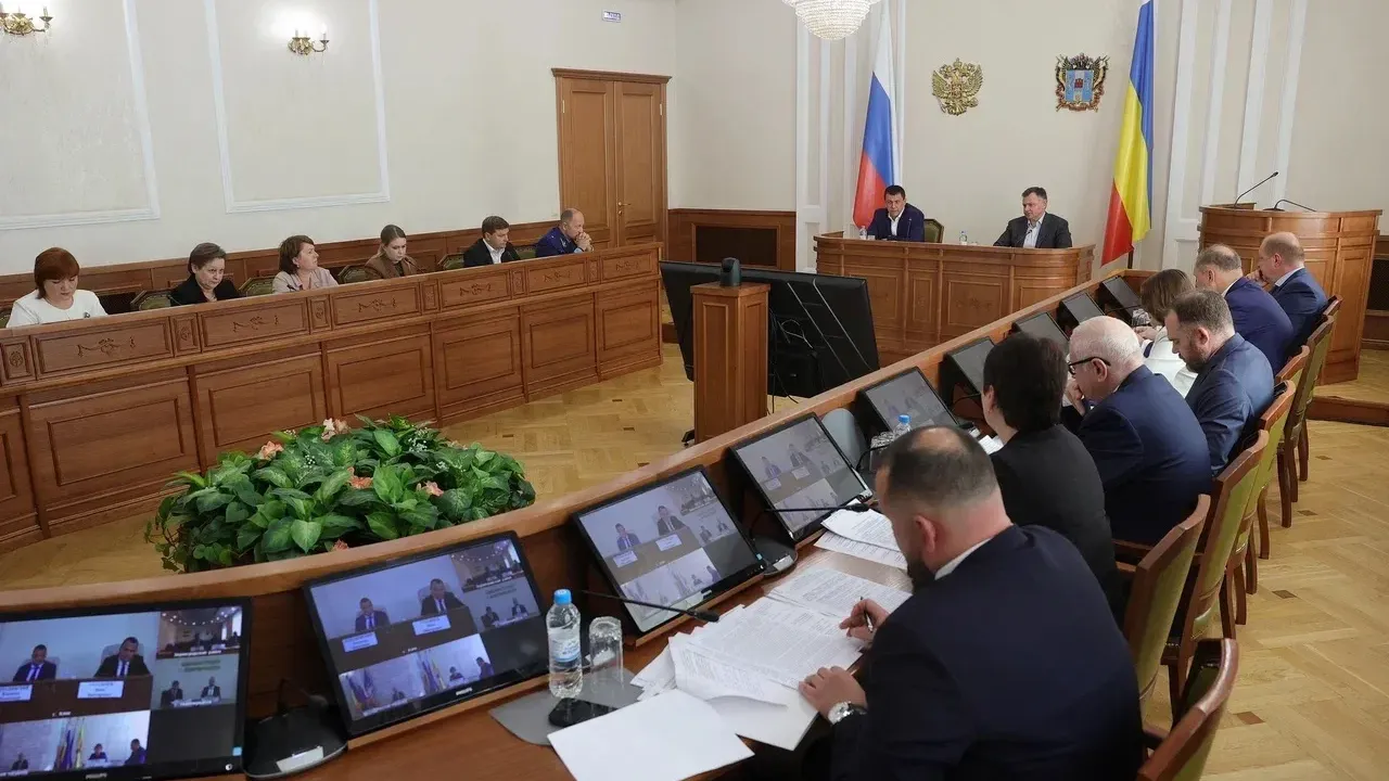 На совещании обсудили обращения жителей и решения по ряду проблем — Ростов-на-Дону Сейчас