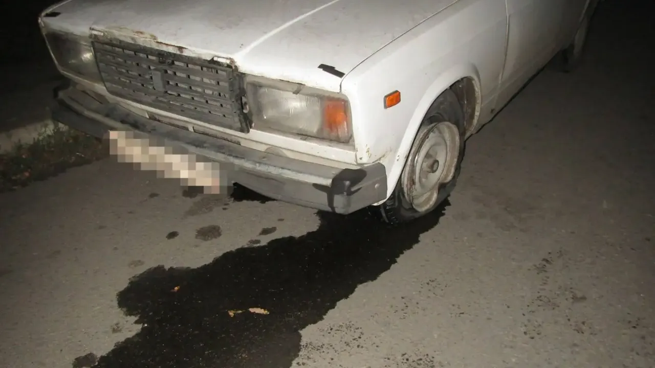 В Шахтах задержали подозреваемого в угоне ВАЗ-21074 у соседа — Ростов-на-Дону Сейчас