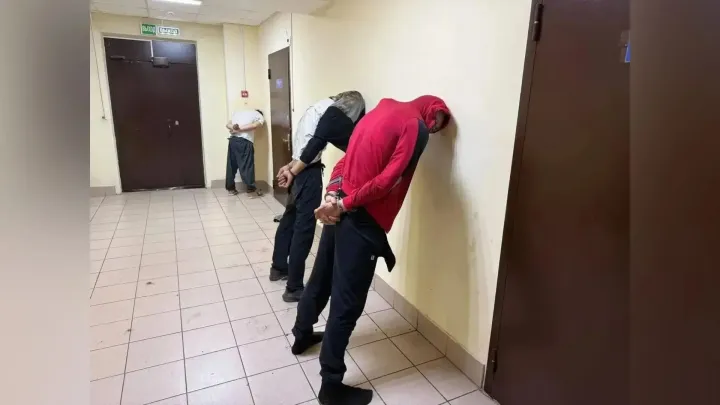 В Рязани задержали группу воров-гастролеров после кражи из офиса — Рязань Сейчас
