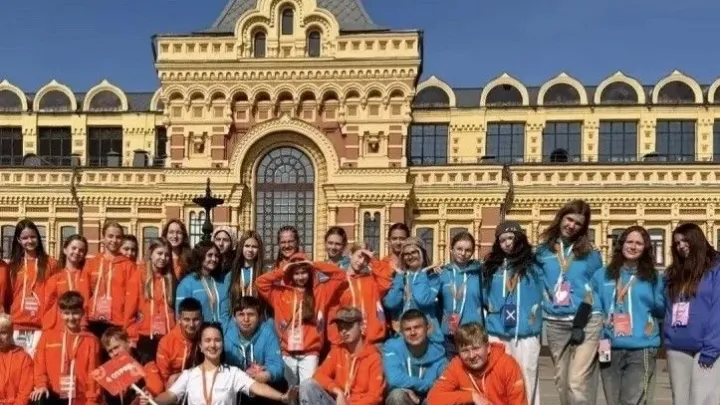 Рязанские школьницы отправились в поездку по маршруту Москва – Владивосток — Рязань Сейчас