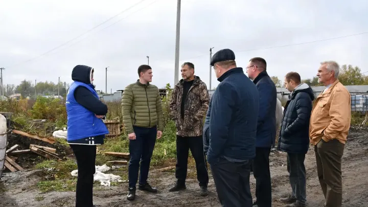 В Сасово обсудили ход строительства открытого стадиона в парке «40 лет ВЛКСМ» — Рязань Сейчас