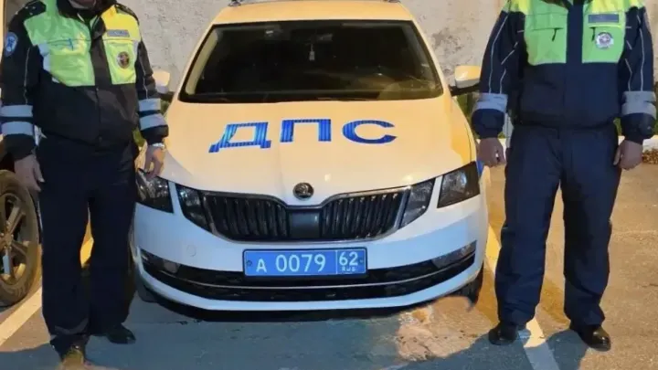 Рязанские автоинспекторы сопроводили в больницу девушку, которой стало плохо в дороге — Рязань Сейчас