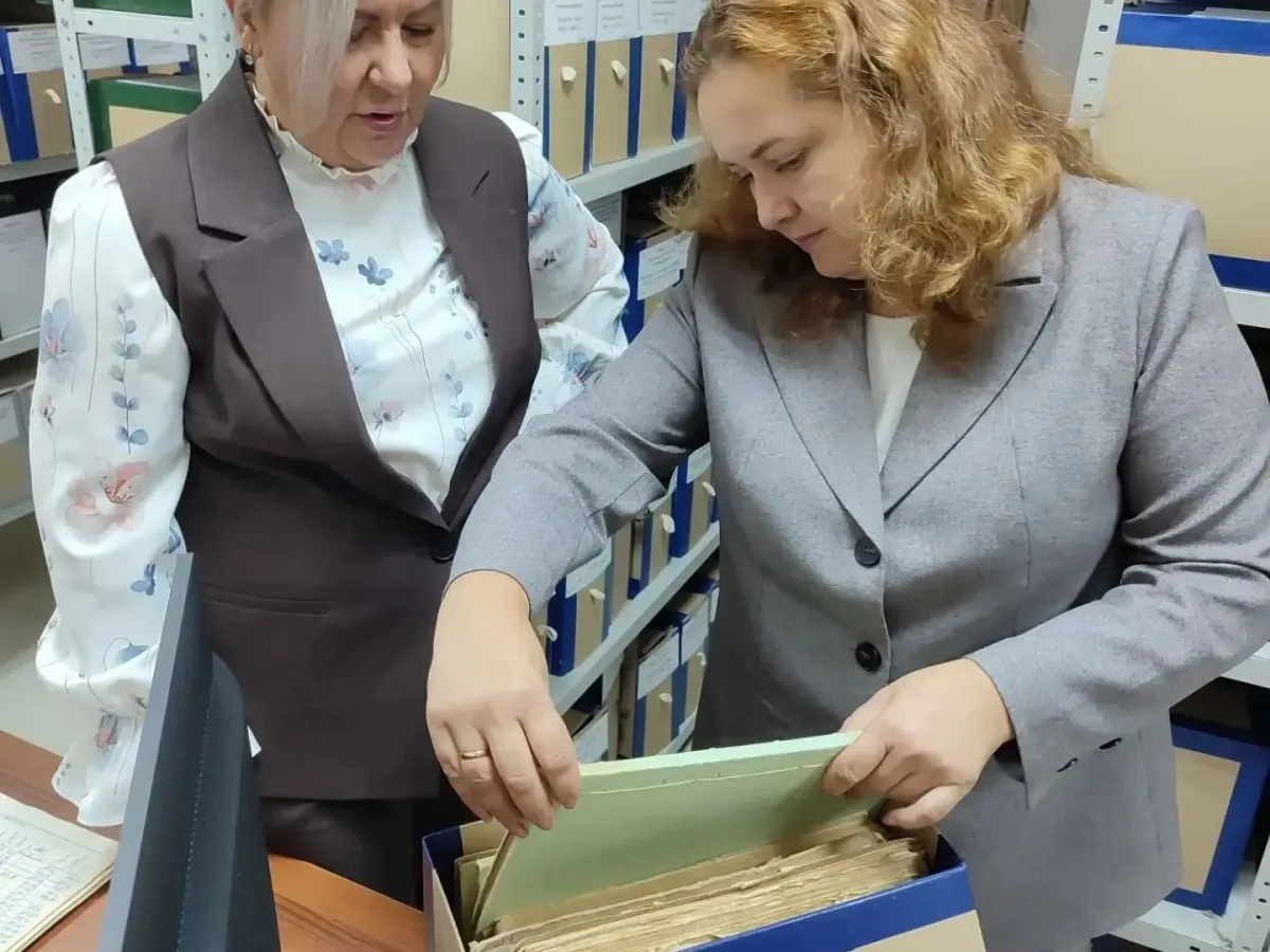 Представители архивного управления Рязанской области посетили Рыбновский округ
