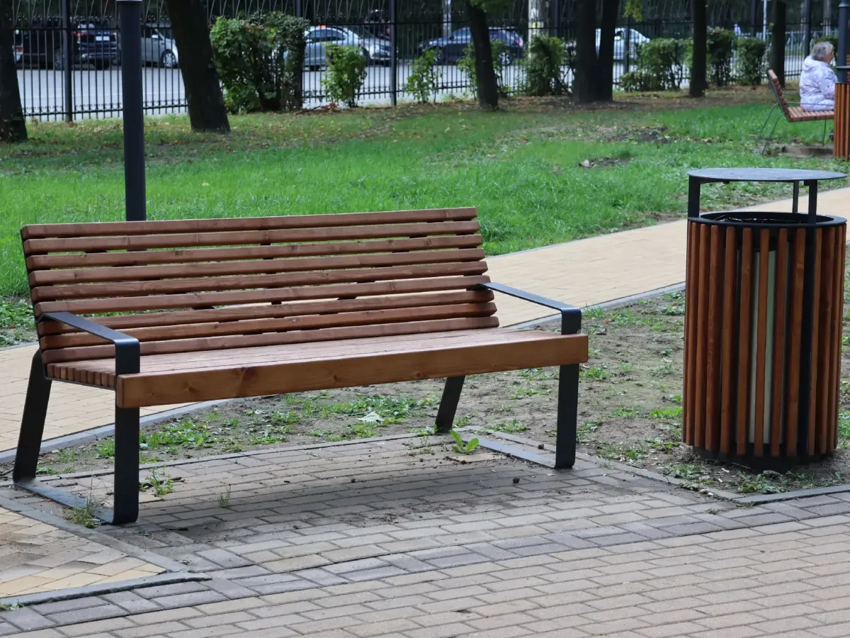 В Рязани завершили благоустройство сквера у Дворца молодёжи
