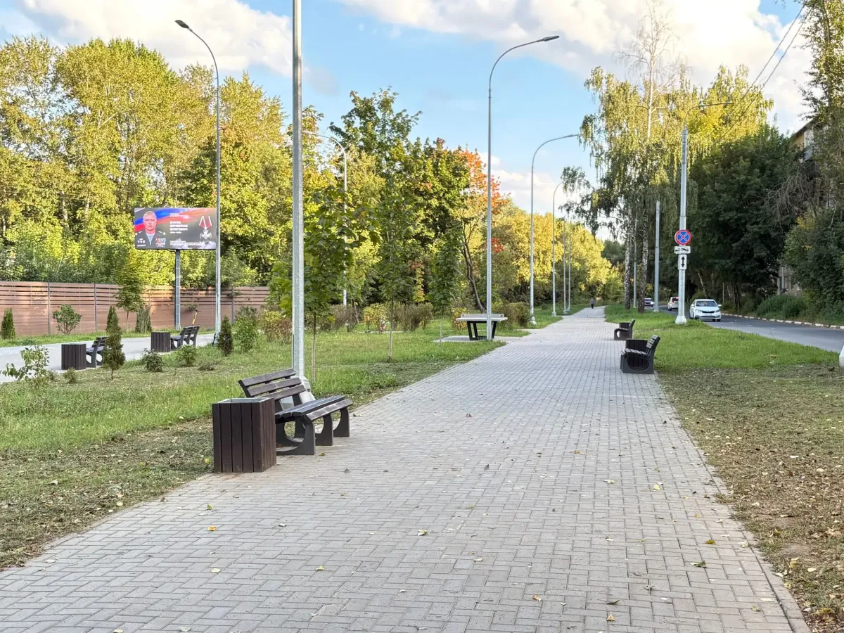 В Рязани продолжается комплексное благоустройство Гвардейского сквера