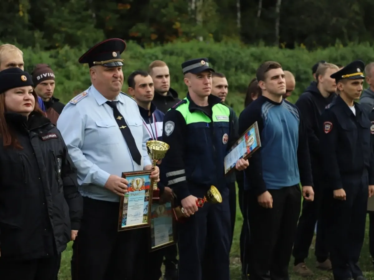 В Рязанской области прошли соревнования полицейских по служебному биатлону