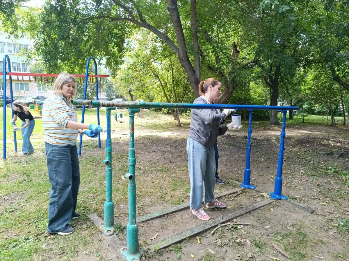 Молодежный совет Рязани привел в порядок зеленую зону в Советском районе