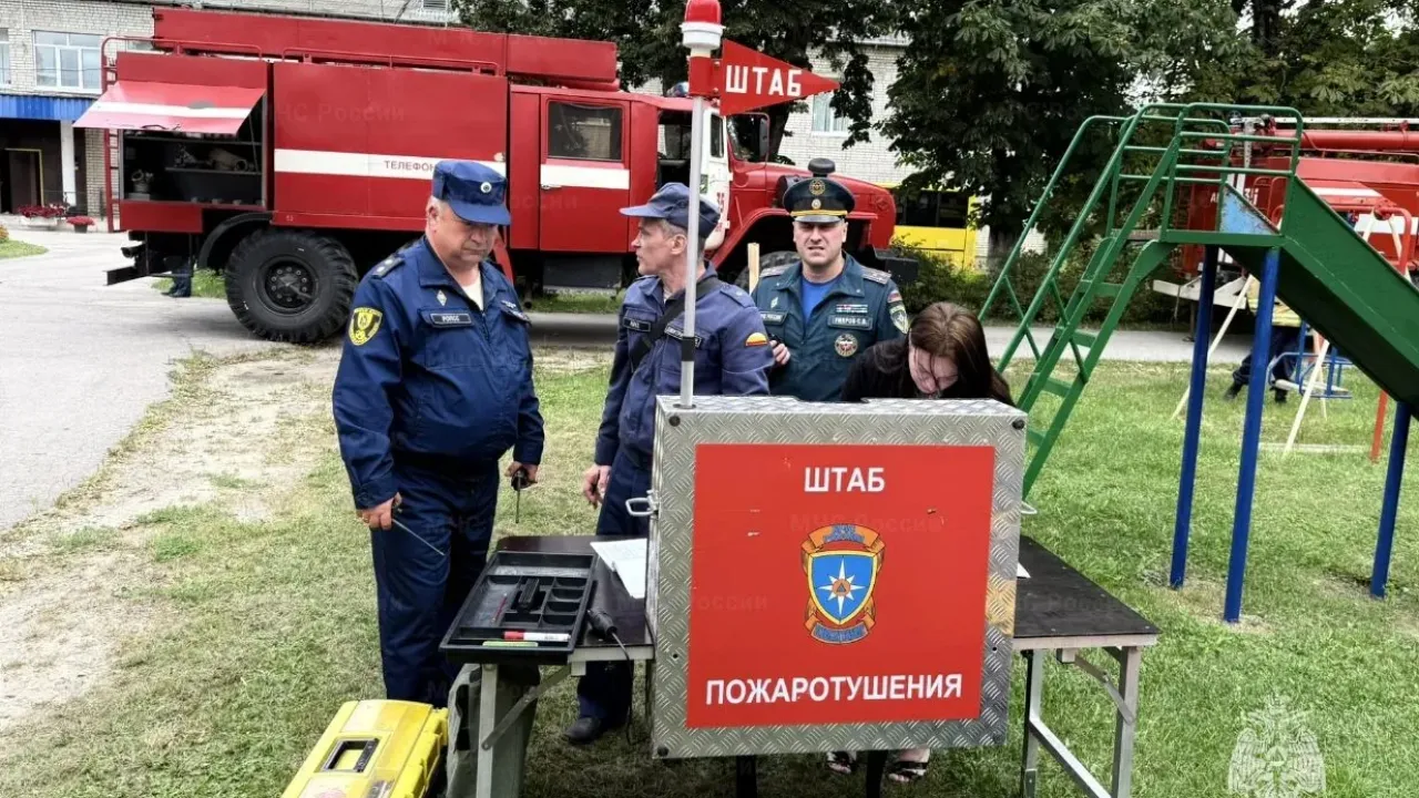 В учебных заведениях Рязанской области проходят пожарно-тактические учения — Рязань Сейчас