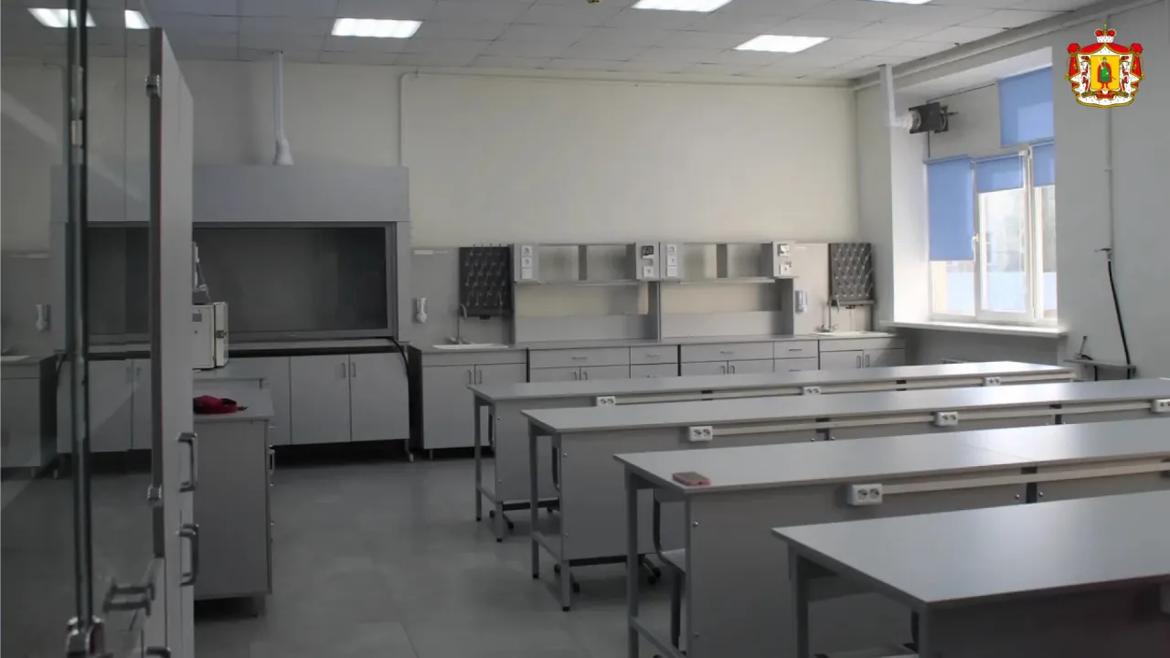 В РГУ открылась учебная лаборатория для будущих фармацевтов — Рязань Сейчас