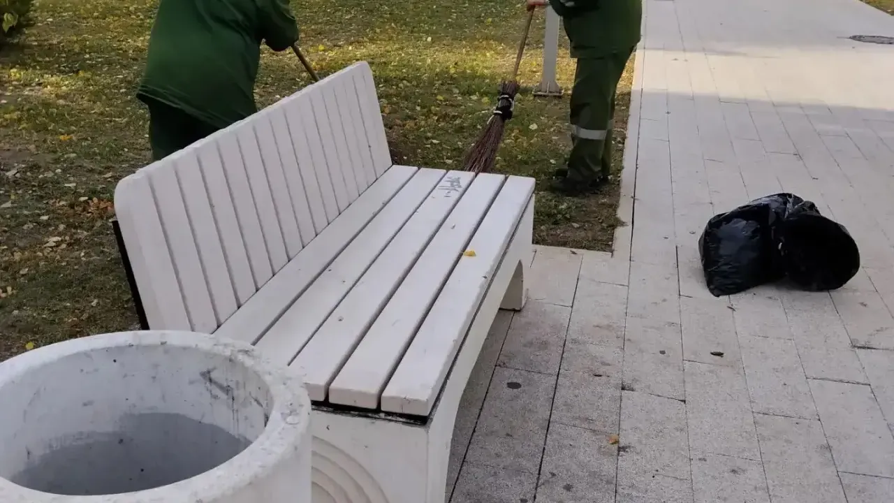 В Рязани 24 сентября провели покос травы и уборку в парках и скверах — Рязань Сейчас