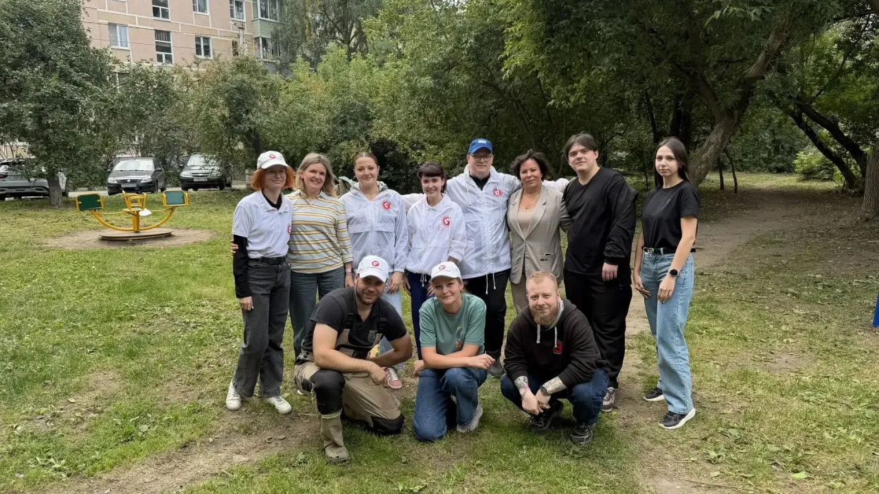 Молодежный совет Рязани привел в порядок зеленую зону в Советском районе — Рязань Сейчас